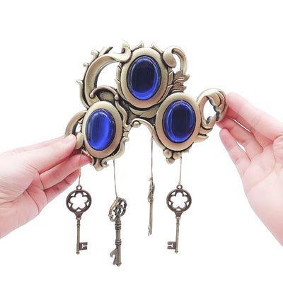 Monenjoy ツイステ コスプレ道具 学園長の鍵 カギ 腰飾り 腰かけ PU製 ディア・クロウリー 撮影道具 コスチューム イベント 仮装 ハロウィン 学園祭 周年祭 おもちゃ ツイステッドワンダーランド - Monenjoy