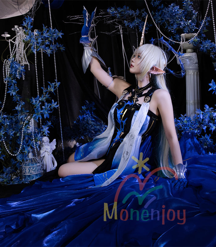 <h2>‘‘159cm、普段の洋服はMサイズですが身体を小さく見せたかったためLサイズを購入しました。 衣装の出来栄え、完成度については申し分ないです。 キラキラしていて可愛いですがエプロンのハートポケットからでしょうか。ラメ落ちが若干気になります。部屋の床がキラキラしてます笑<br/>   ’’</h2><h4>⭐⭐⭐⭐⭐<br/></h4><h5>購入者</h5><p>Aug 2, 2025<br/></p>