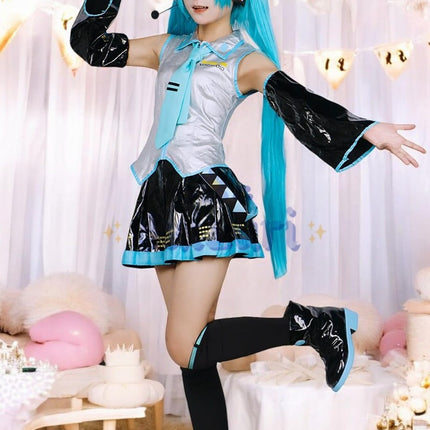 Monenjoy 初音ミク コスプレ衣装 グレー miku 公式コスチューム  ウィッグ付き 髪飾り ヘッドホン 合皮 レザー タトゥーシール 大人 歌姫 舞台服 コスチュームセット 可愛い おしゃれ