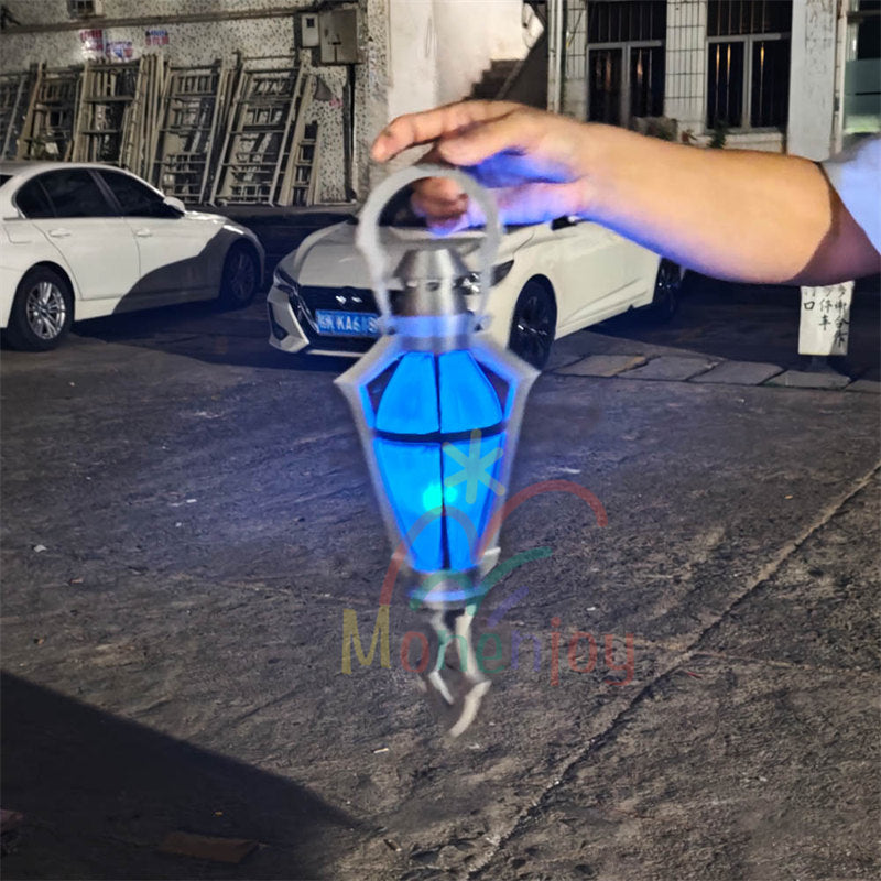 Monenjoy　原神 フリンズ コスプレ道具　40cm　ライトキーパー　 Flins　ナドクライ　夜想曲　ブルー色　紫色発光　孤灯　アクセサリー