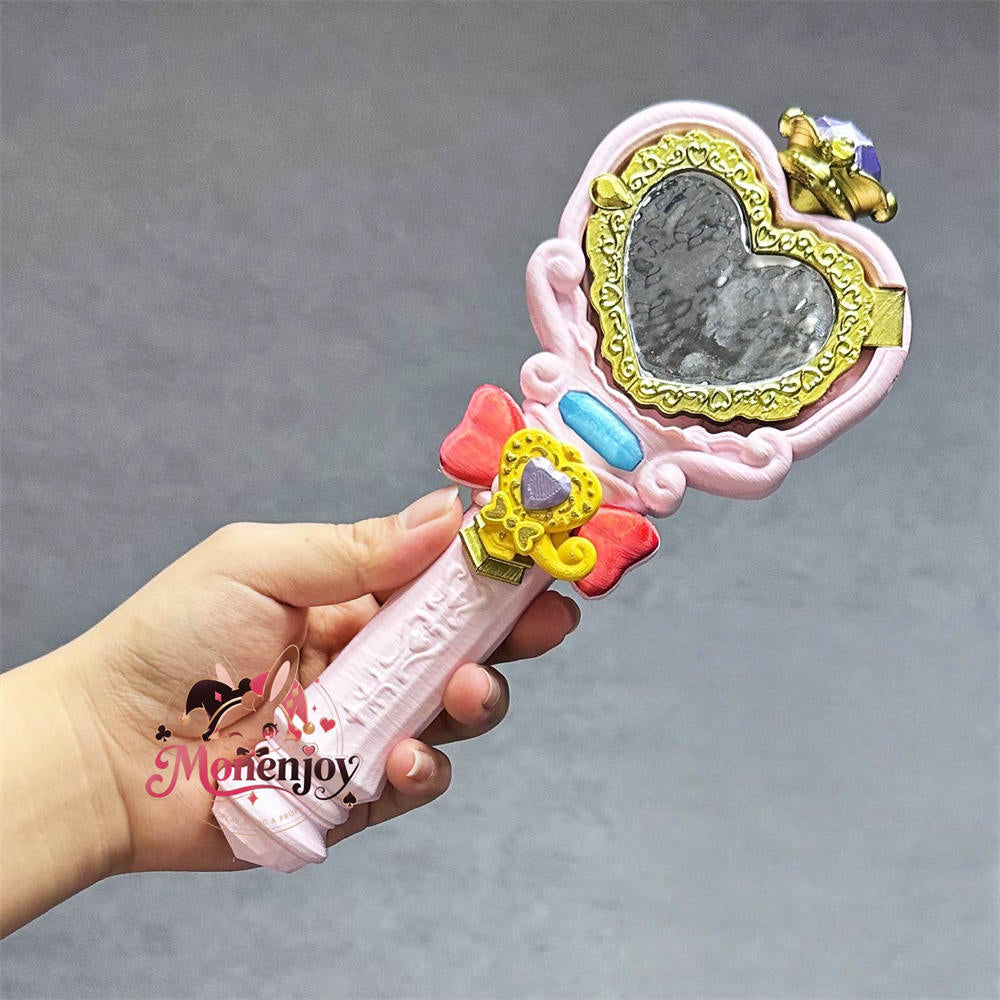 Monenjoy　名探偵プリキュア　たんプリ　明智 あんな　 コスプレ 　キュアアンサー　手持ち物　　プリキットミラールーペ 　PLA材質＋アクリル　萌えグッズ　22cm　イベント撮影道具　コスプレ小物　  2種類モード対応 MONENJOY