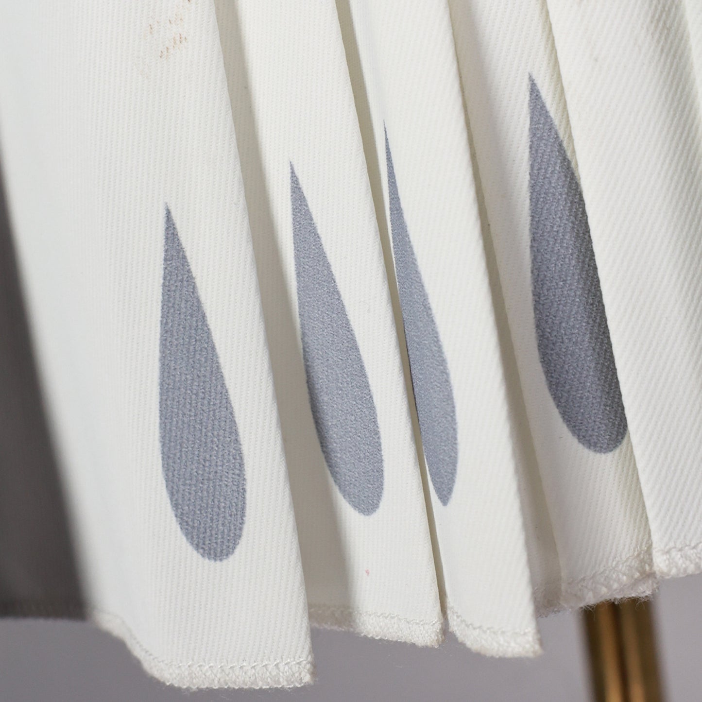 Monenjoy　ゼンレスゾーンゼロ　ZZZ ビビアン ヴィヴィアン 礼服　モッキンバード　3D樹脂アクセサリー　ワンピース　コスプレ衣装　ウィッグ追加 - Monenjoy