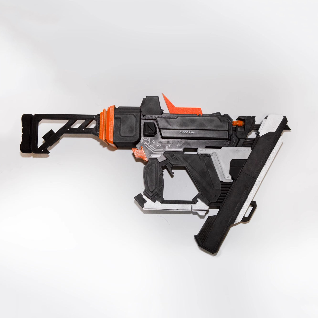 Monenjoy ゼンゼロ グレース・ハワード コスプレ道具　銃のレプリカ　60cm　PLA材 白祇重工 （ゼンレスゾーンゼロ） - Monenjoy