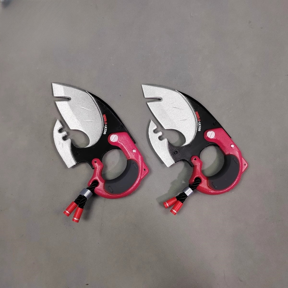 Monenjoy ゼンレスゾーンゼロ 特務捜査班 ジェーン・ドゥ 　武器モデル　コスプレ道具　イベント　樹脂製40cm ｜ゼンゼロ/ZZZ - Monenjoy