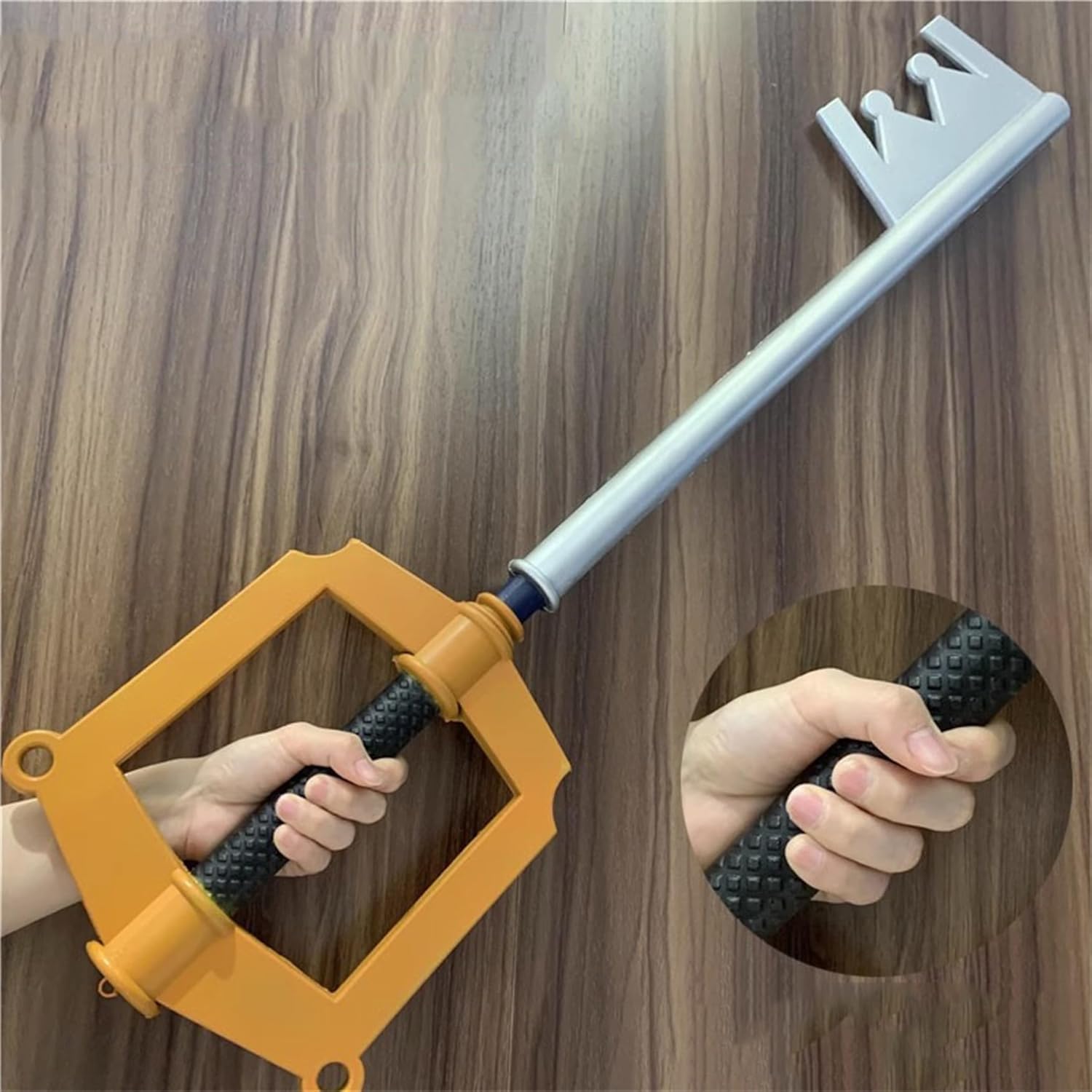 Monenjoy キングダムハーツ ソラ キーブレード 過ぎ去りし思い出 88*22cm 装備 鍵 PU製造 コスプレ道具 撮影道具 おもちゃ 手遊び ハロウィン レプリカ ハロウィン イベント - Monenjoy