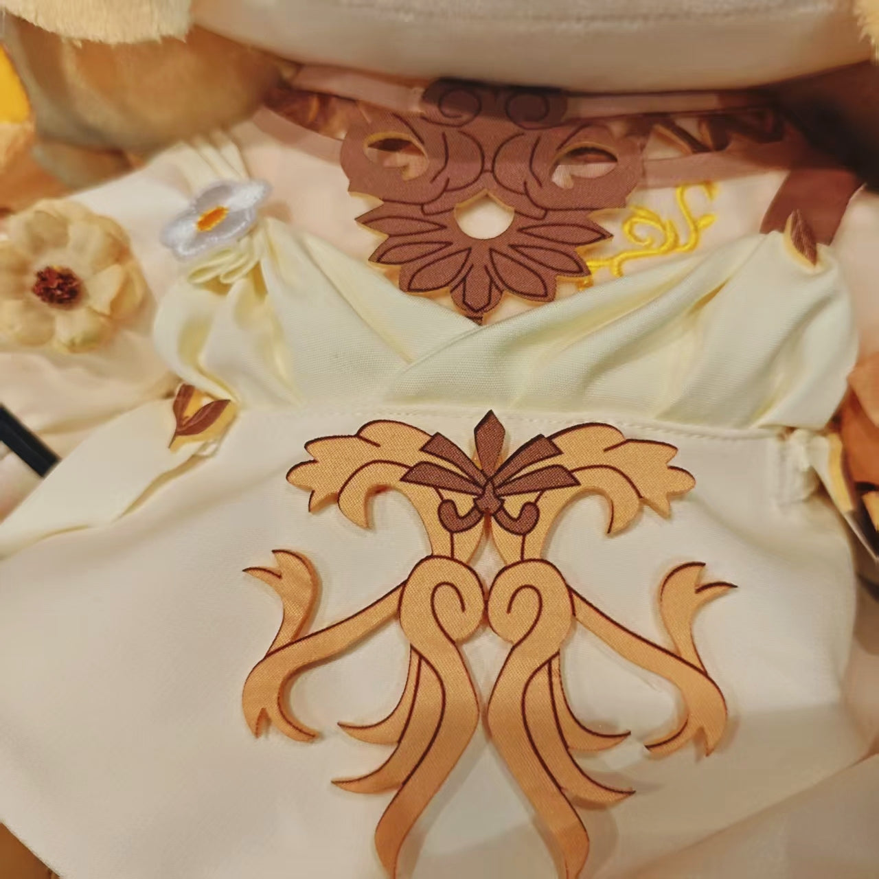 Monenjoy　崩壊スターレイル アグライア ぬいぐるみ　着せ替え可能　綿人形 40cm　ぬいぐるみ　（座り姿勢タイプ） 同人ハンドメイドドール【予約販売・ロット別発送】 中国輸入品