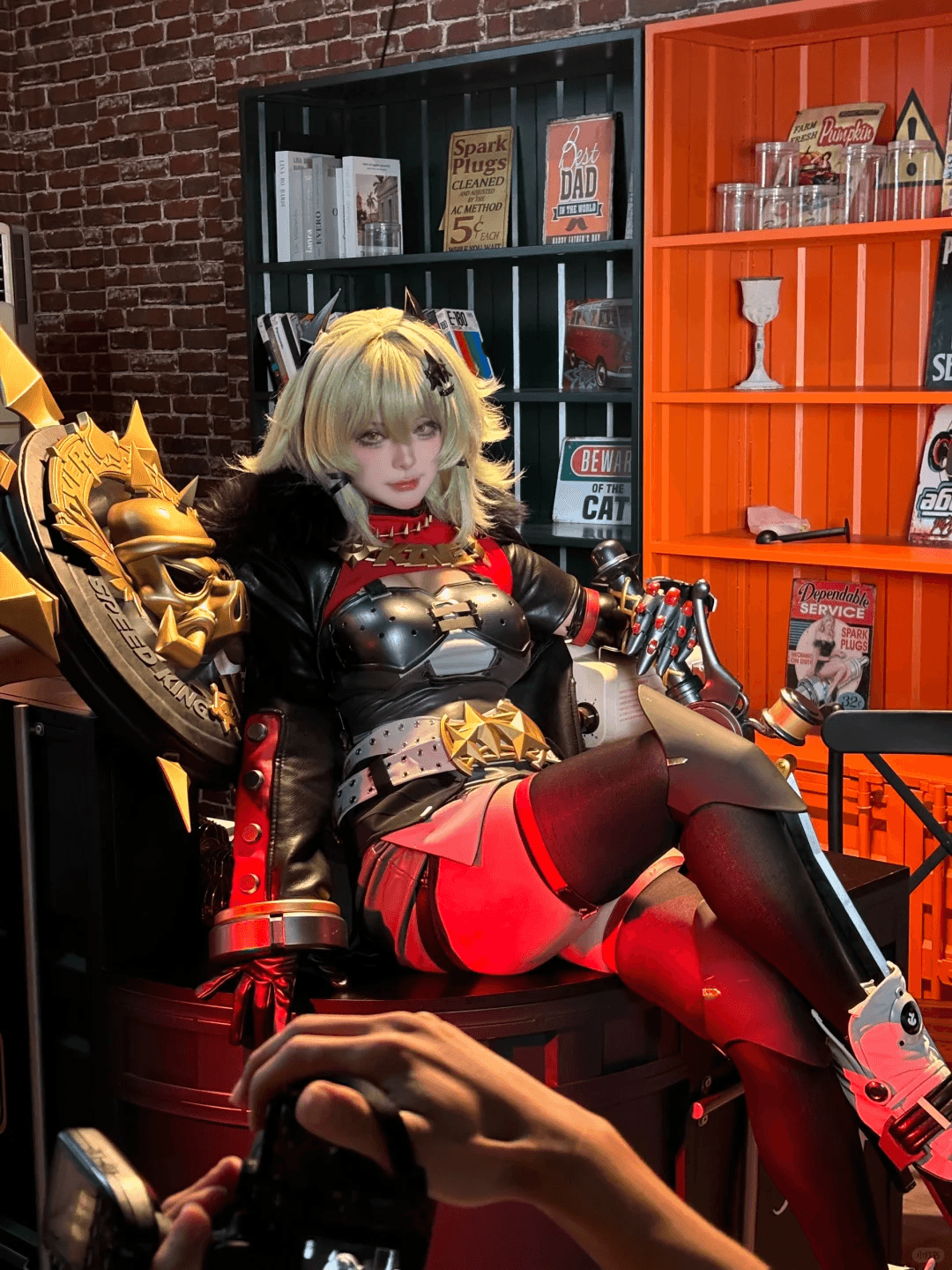 Monenjoy　ゼンゼロ/ZZZ キング・シーザーの衣装 コスプレ 1:1金属パーツ　靴カバー付　豪華生地　初期衣装　複雑なデザイン衣装　コスチューム　ゼンレスシーザー　舞台　カッコイイ　学園祭　コスチューム　ハロウィン　仮装　 - Monenjoy