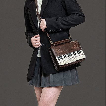 Monenjoy キレカジ風　ピアノ刺繍リュックサック  ハンドバッグ　ミニシュルダーバッグ　ミニバッグ ブロンズ色GSbag001