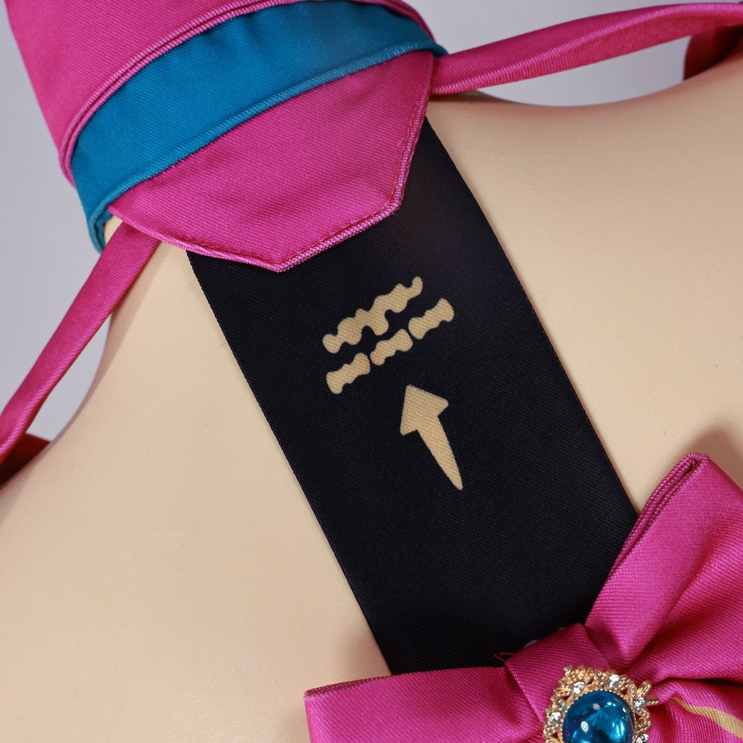 Monenjoy 鳴潮 カルロッタ Carlotta Montelli 　ワンピース　礼服　可愛い　コスプレ衣装　イベント　仮装 - Monenjoy