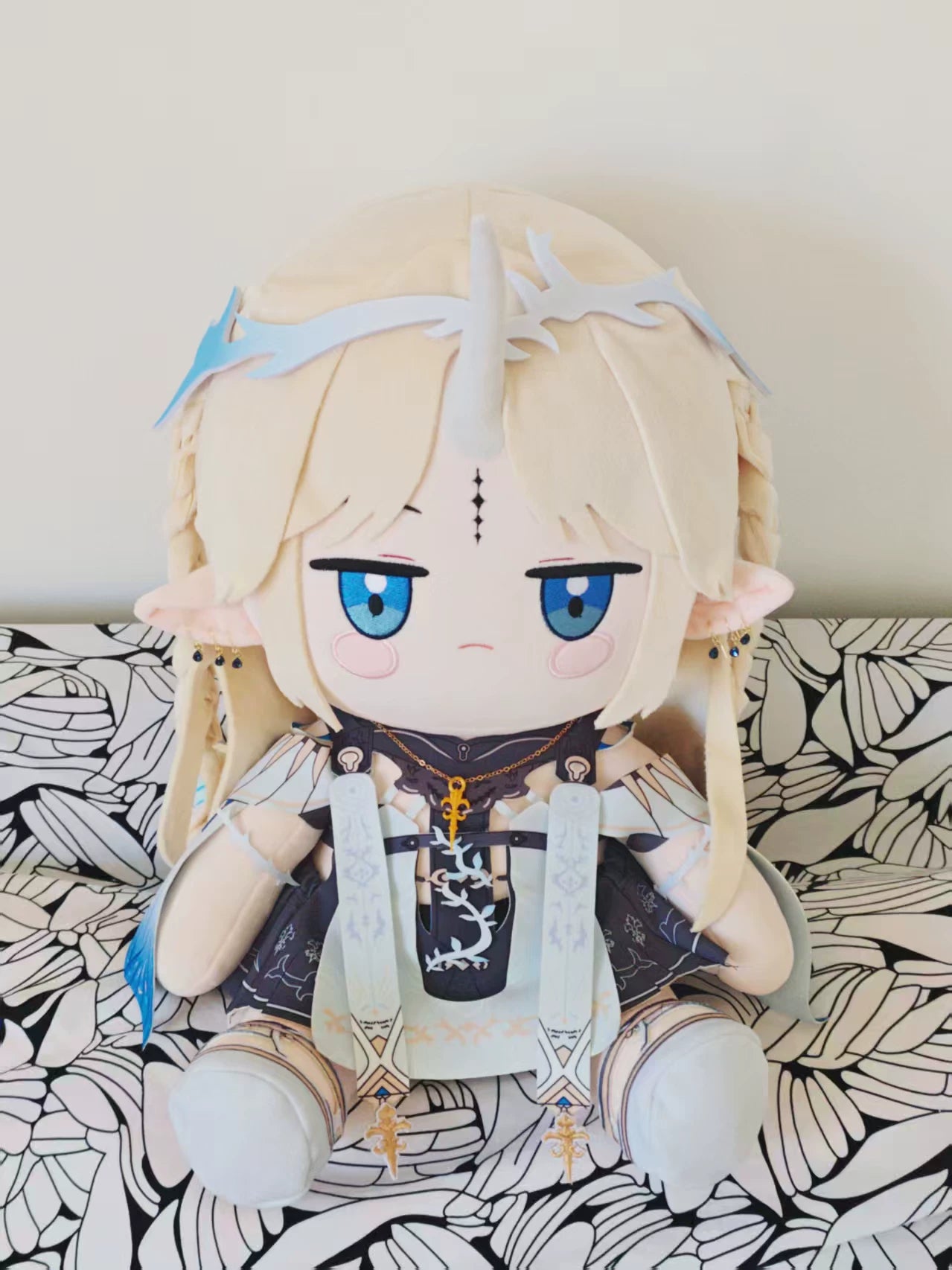 鳴潮】カルテジア お座りぬいぐるみ 40cm 着せ替え可能 超ふわふわ
