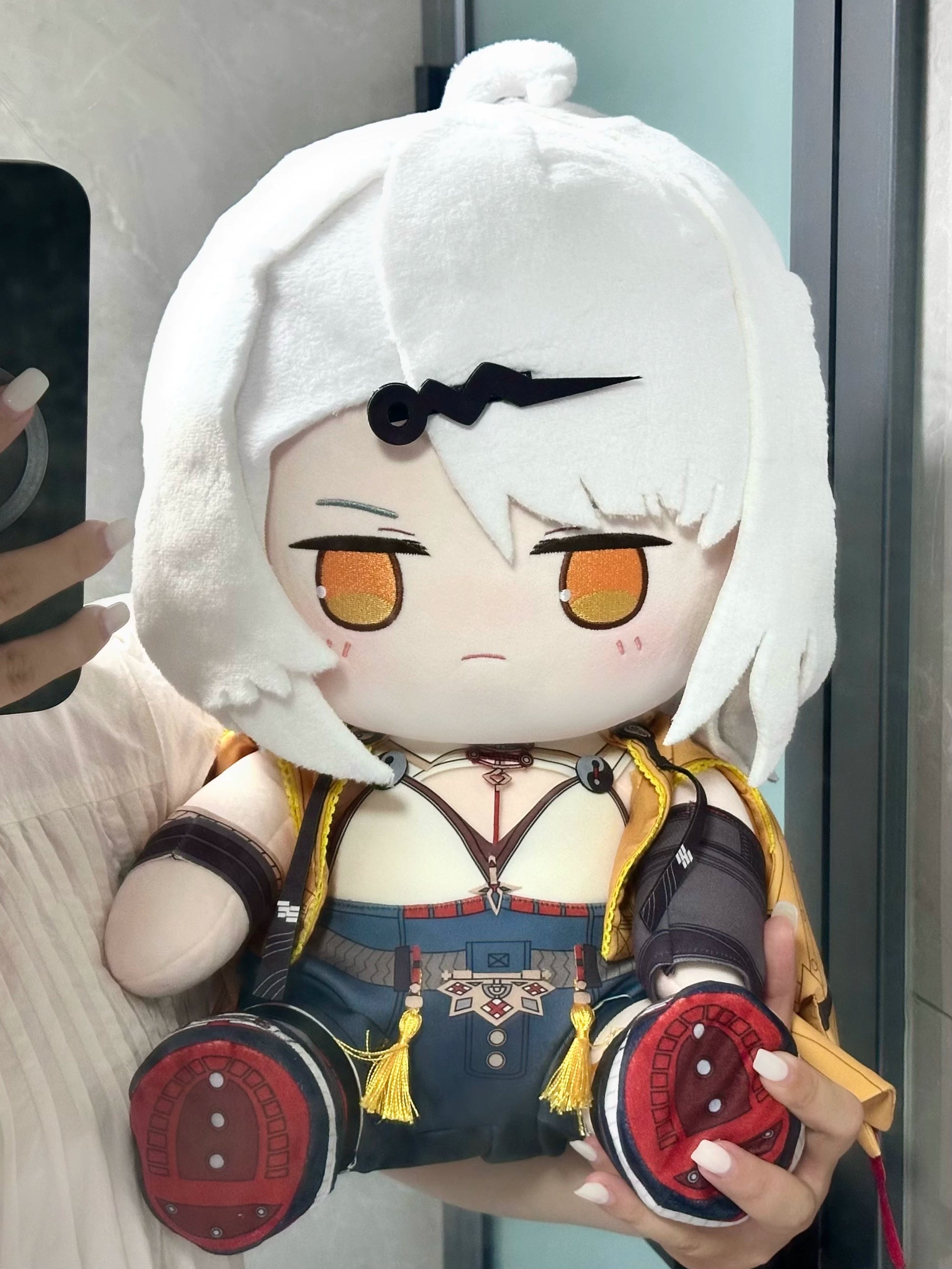 ゼンレスゾーンゼロ  イーシェン 綿人形　40cm　ぬいぐるみ　同人　萌えグッズ　着せ替え可 超ふわふわ 可愛い 同人グッズ Monenjoy