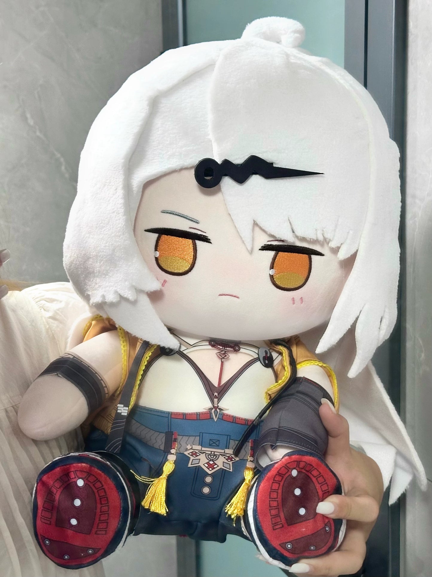 ゼンレスゾーンゼロ  イーシェン 綿人形　40cm　ぬいぐるみ　同人　萌えグッズ　着せ替え可 超ふわふわ 可愛い 同人グッズ Monenjoy
