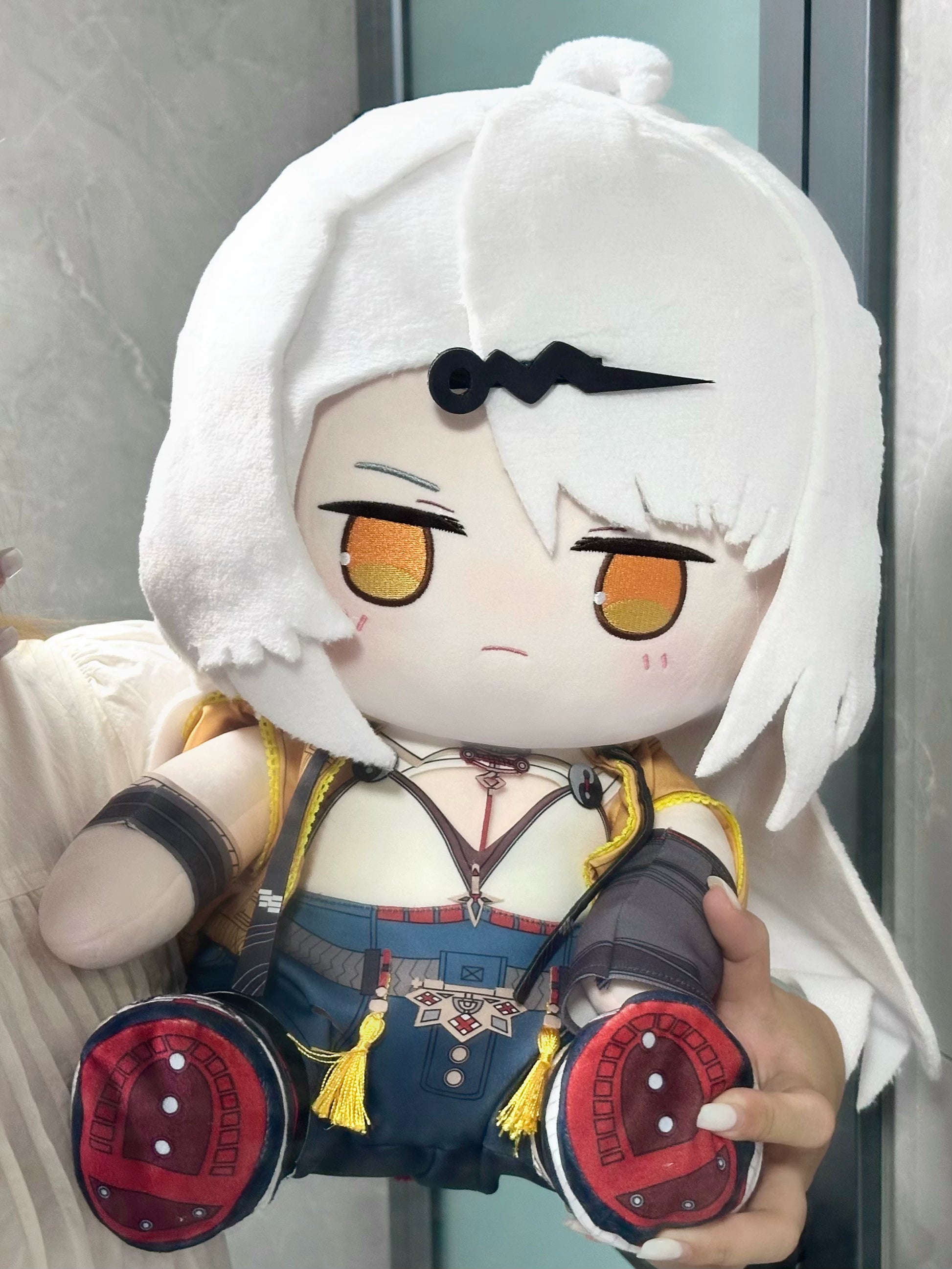 ゼンレスゾーンゼロ  イーシェン 綿人形　40cm　ぬいぐるみ　同人　萌えグッズ　着せ替え可 超ふわふわ 可愛い 同人グッズ Monenjoy