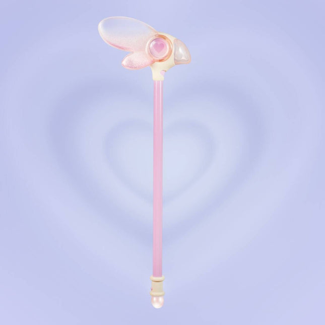 「限定販売」monenjoy カードキャプターさくら  木之本 桜 2次元 透明感 封印の杖 流砂モデル、尾部発光仕様 クロウカード 樹脂製 コスプレ道具 - Monenjoy