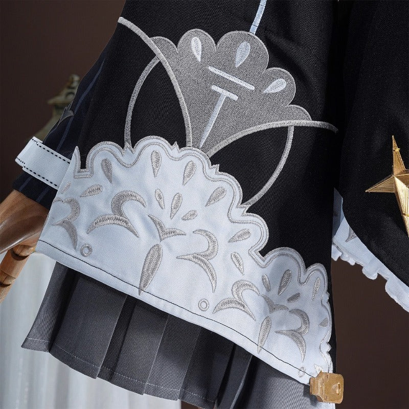 Monenjoy ชุดใหม่ของ ZZZ YiXuan "Footprints of Ink-Covered Shadows" สีดำ "ZZZ YiXuan: The Destination of Clouds and Mist" ชุดคอสเพลย์ กิจกรรม ชุดฮาโลวีน 