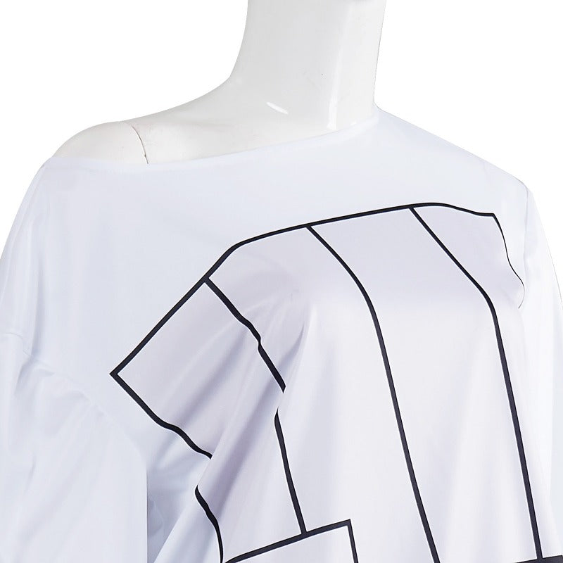 Monenjoy　ダンダダン   モモ 綾瀬桃  コスプレ衣装　白色　 パーカー ホームウェア  部屋着    スウェットシャツ フーディー ルームウェア  寢間着　コスチューム