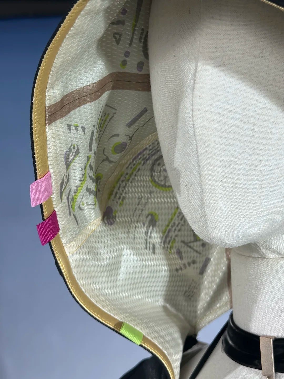 Monenjoy ゼンゼロ リュシア・エロウェン コスプレ衣装 金属パーツ 発光ギミック 鈴付き コスチューム