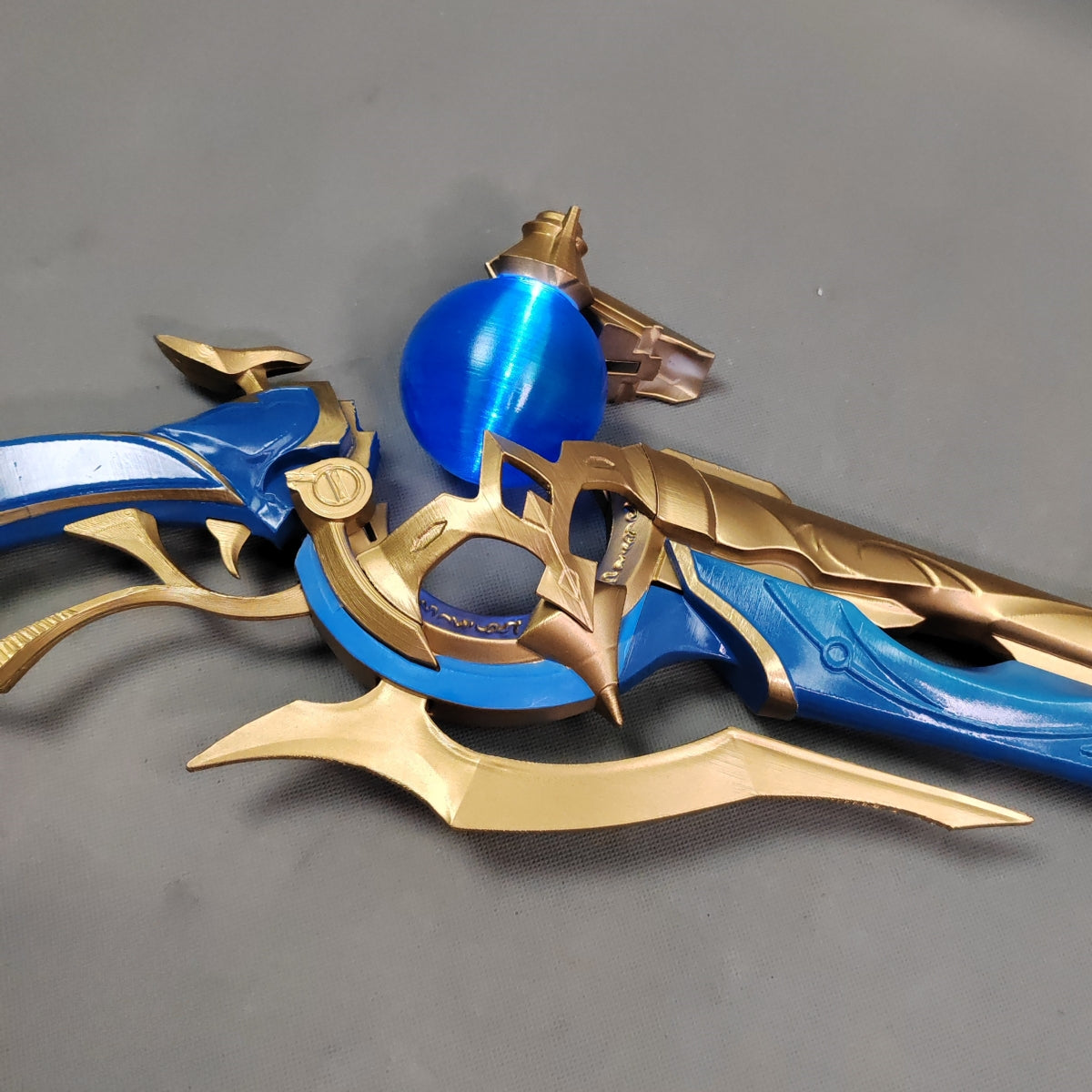 Monenjoy 崩壊スターレイル アナイクス 銃武器　発光番　コスプレ道具　武器モデル　アナクサゴラス　Anaxa　PLA材質　GS1190 - Monenjoy